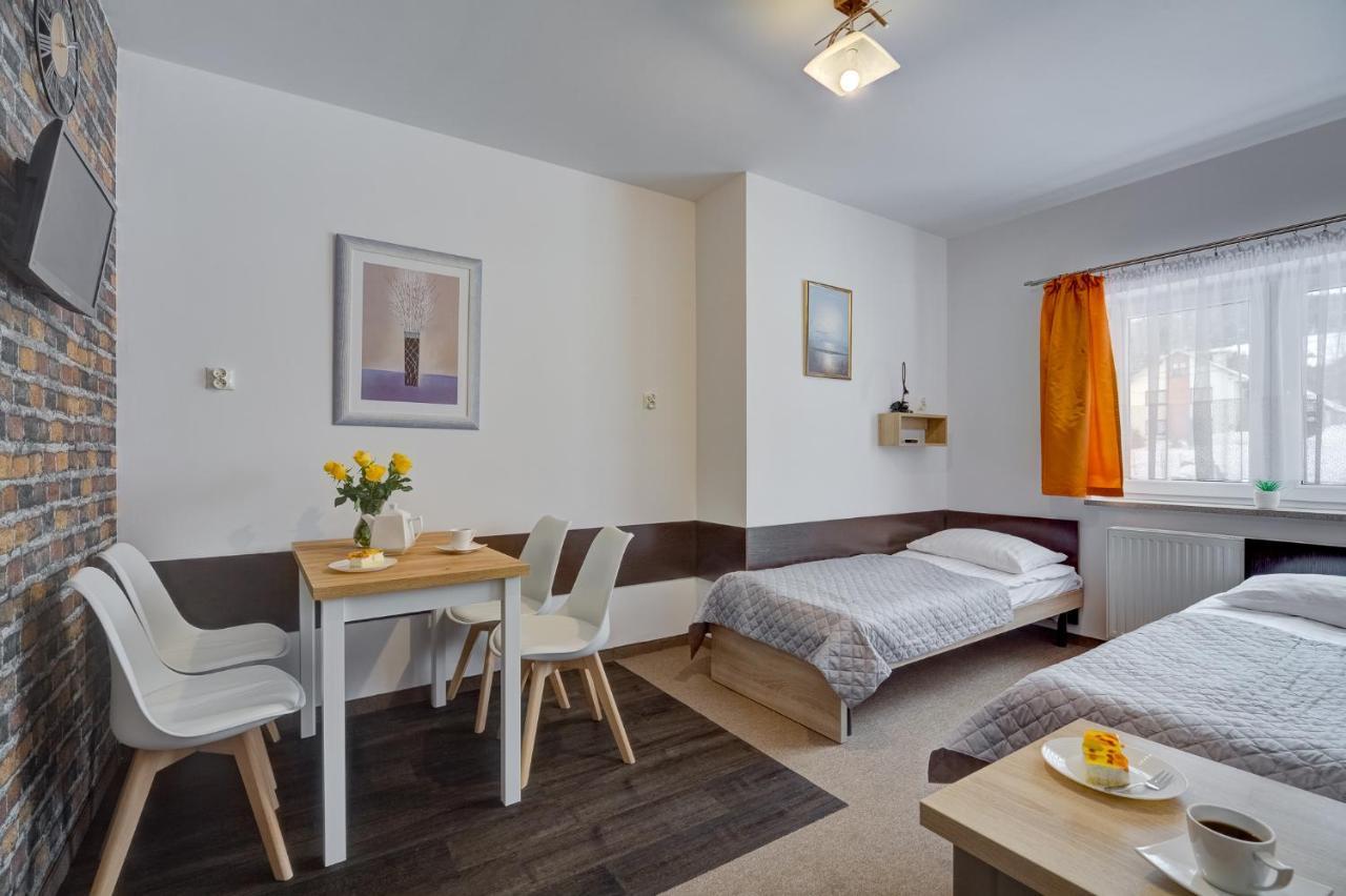 Apartamenty Krynica-Zdrój Karolina Exterior foto